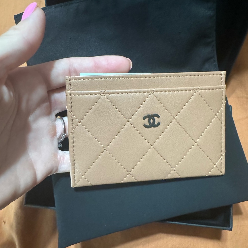 New 100% authentic Chanel card holder 24p collection